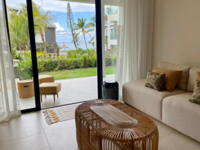 Exclusive beachfront apartment
